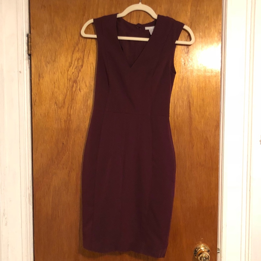 Super cute H&M cocktail dress in burgundy